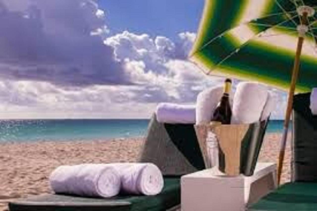 Crest Hotel Suites Майами-Бич Экстерьер фото